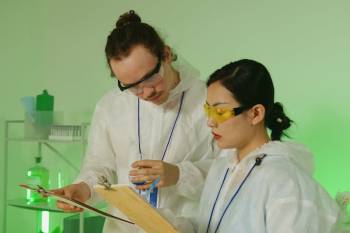 Порівняння препаратів сонідегіб і вісмодегіб в лікуванні базальноклітинної карциноми